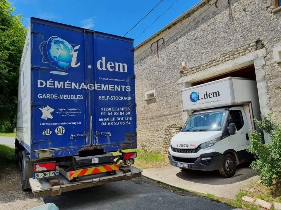 I.DEM (2)